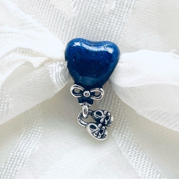 👶 NWOT Baby Boy Charm – Changes Color with Temperature ✨ - Picture 12 of 15